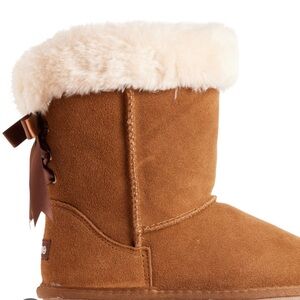 Lamo Tan Suede Winter Boots with Cream Fur